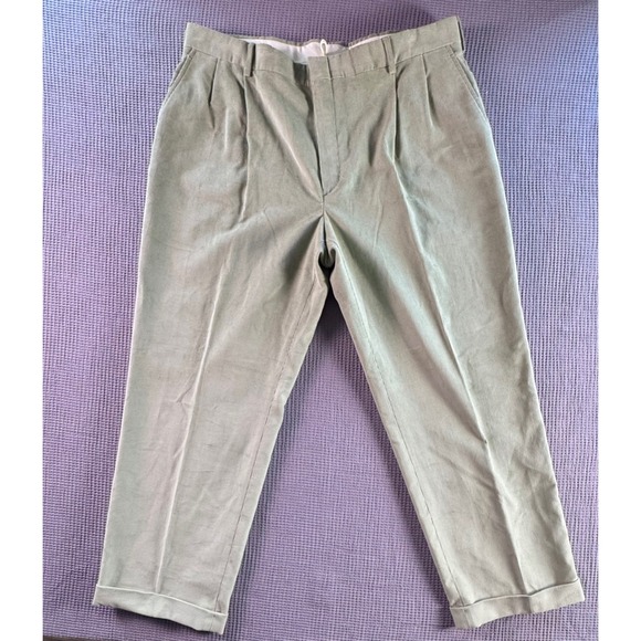 Lands' End Mens Corduroy Pants Size 40x29 Light Sage Pleated Cuffed Trousers - Picture 1 of 5